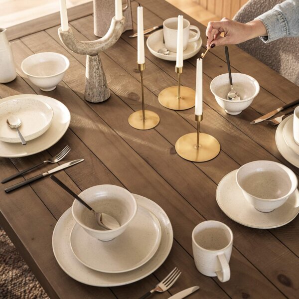Urban Table Top with Delamere Dinnerware