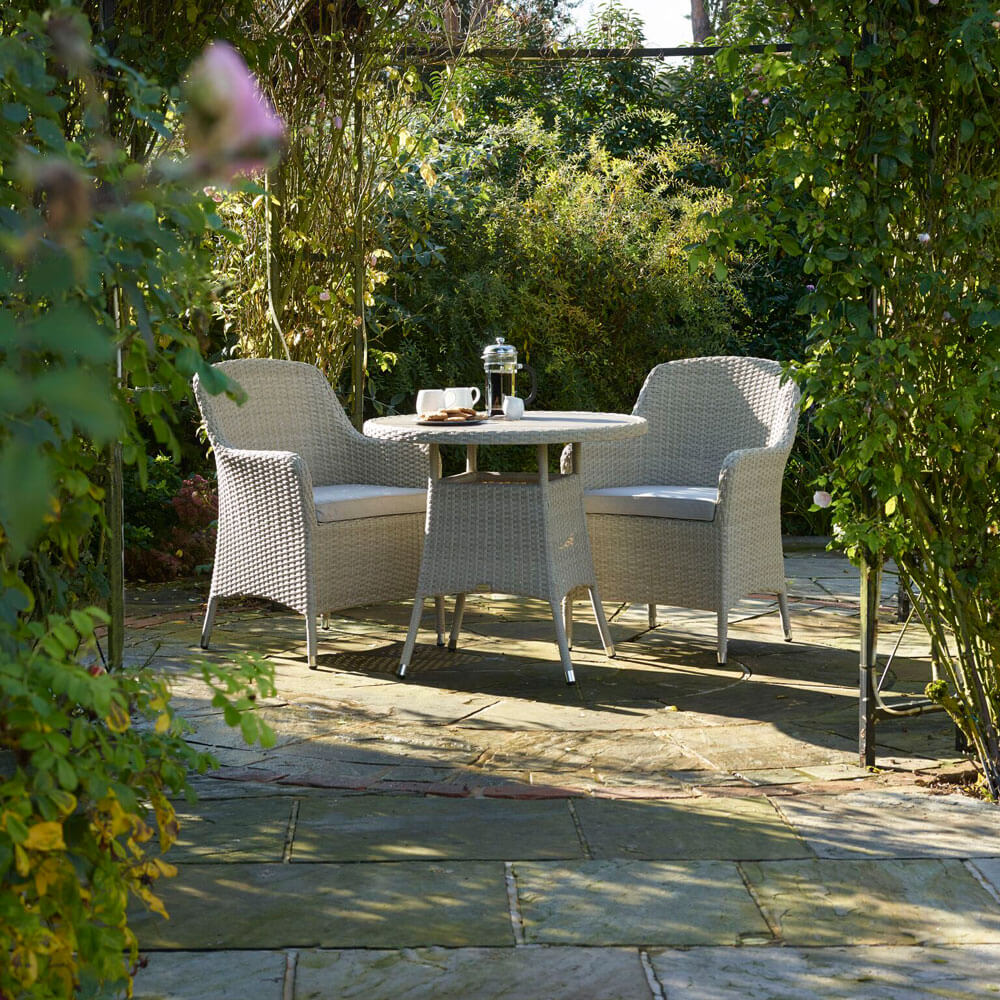 Bramblecrest Tetbury Bistro Set With TreeFree Round Table Nutmeg