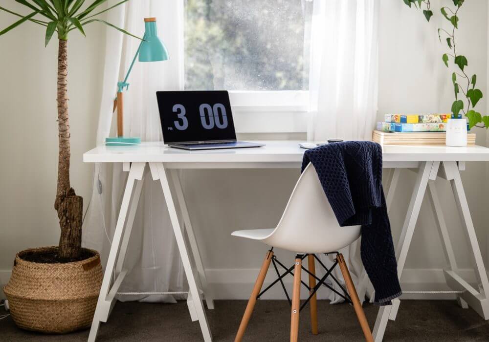 10 Practical Home Office Design Ideas That Also Look Great Article Banner