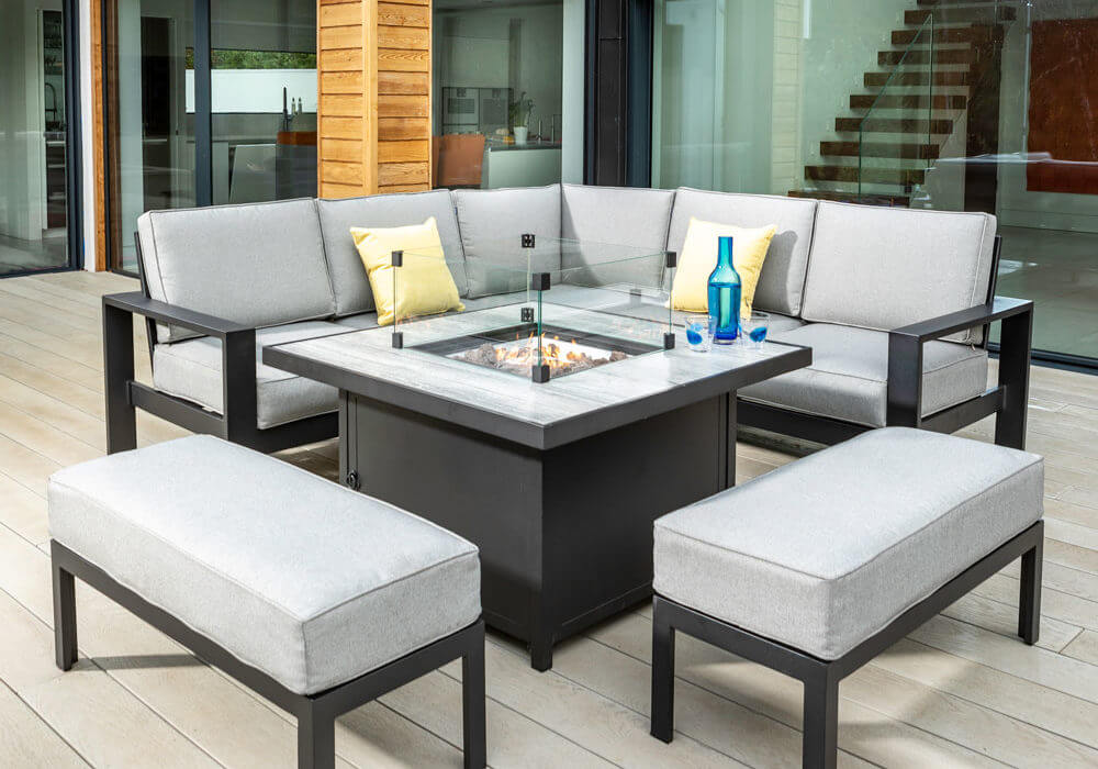 2020 HARTMAN ATLAS SQUARE GAS FIRE PIT CASUAL DINING SET WITH TUSCAN CERAMIC TABLE- CARBON/PEWTER