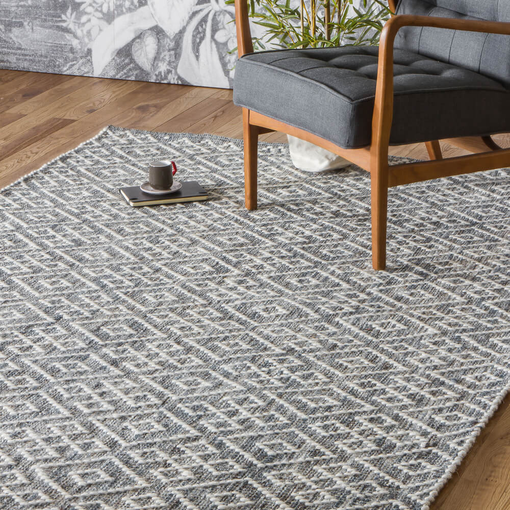 Brushed Diamond Rug - Pavement Grey