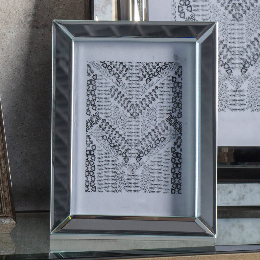 Dickinson Clean Bevelled Mirror Photo Frame 5x7"