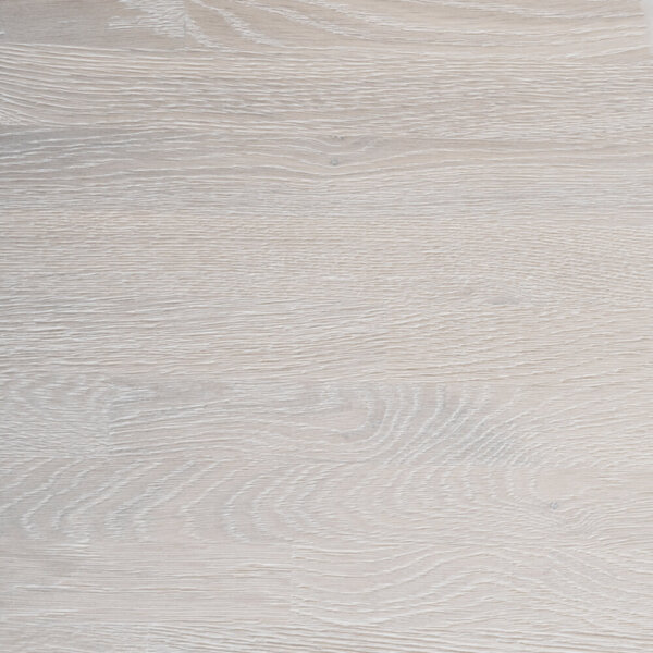 Valencia Natural Oak Dining table Lacquered Pigmented Oak Finish Close Up