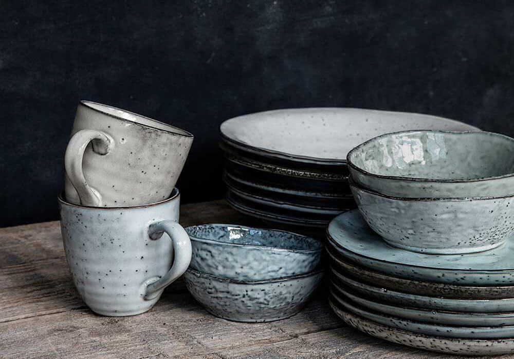 Pottery, Ceramics, Stoneware and Porcelain - A Brief Explanation – Nom  Living