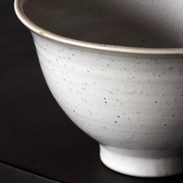 Delamere-regular-stoneware-bowls-in-grey-white_3