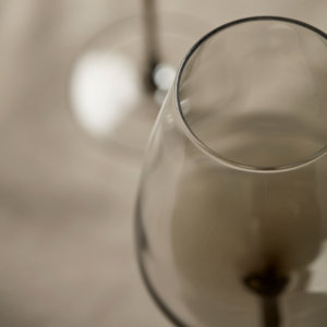 Melbury White Wine Glass Smoke