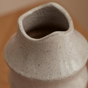 Embsay Vase Sand