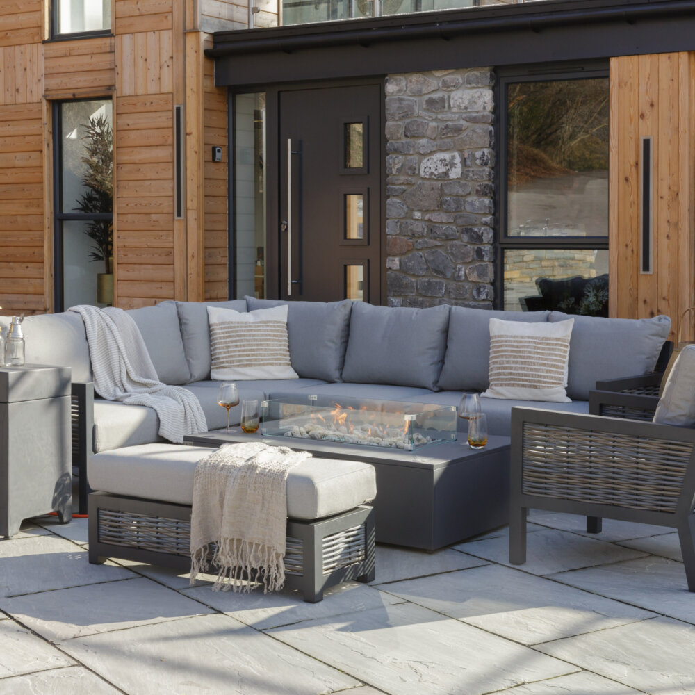 Bramblecrest Portofino Sofa & bench with Kettler Fire Pit Table